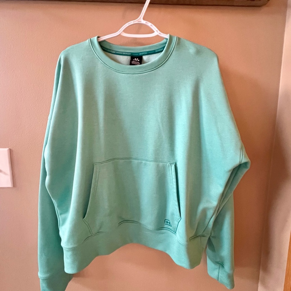Under Armour Aqua Green  Crewneck Sweatshirt Women’s